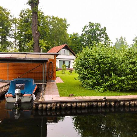 Ferienhaus Direkt An Der Spree Mit Whirlpool Und Sauna เบอร์ลิน ภายนอก รูปภาพ