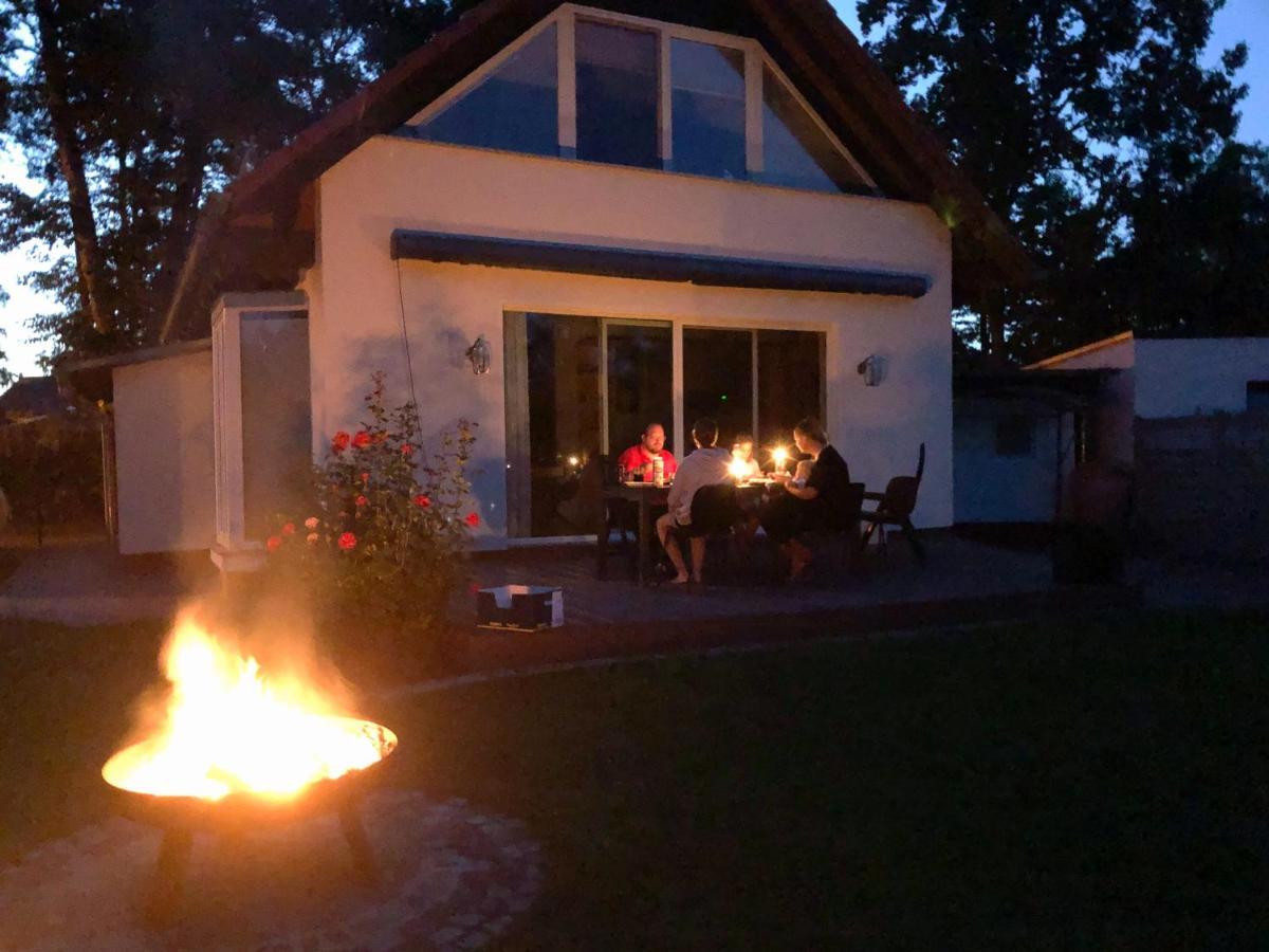 Ferienhaus Direkt An Der Spree Mit Whirlpool Und Sauna เบอร์ลิน ภายนอก รูปภาพ