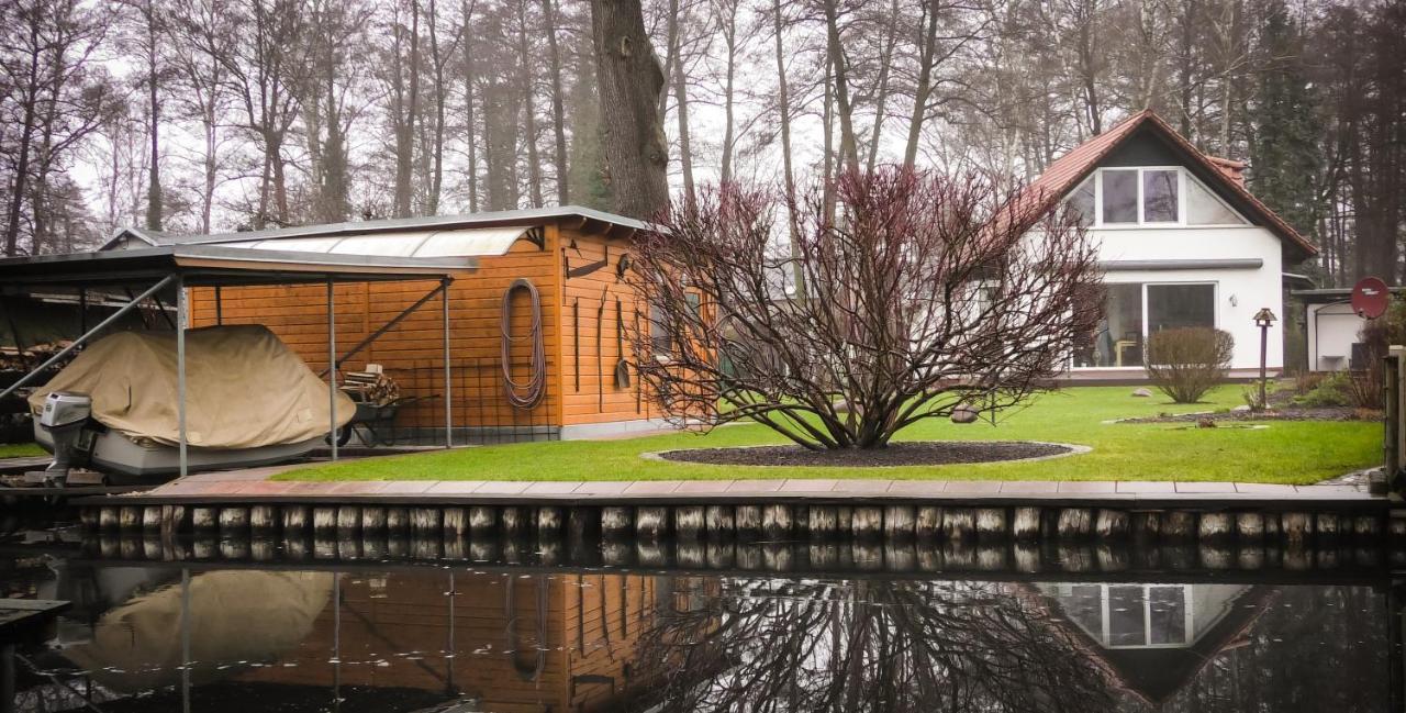 Ferienhaus Direkt An Der Spree Mit Whirlpool Und Sauna เบอร์ลิน ภายนอก รูปภาพ
